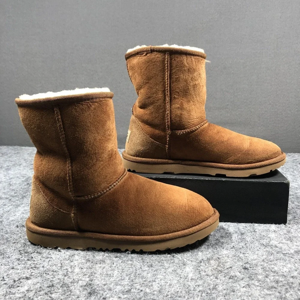 UGG Shearling Boots Girls 6 Brown Suede Sheepskin Lined Pull On‎ 1017703K